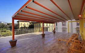Attico Incerpi, terrazza sui tetti di Montecatini Terme